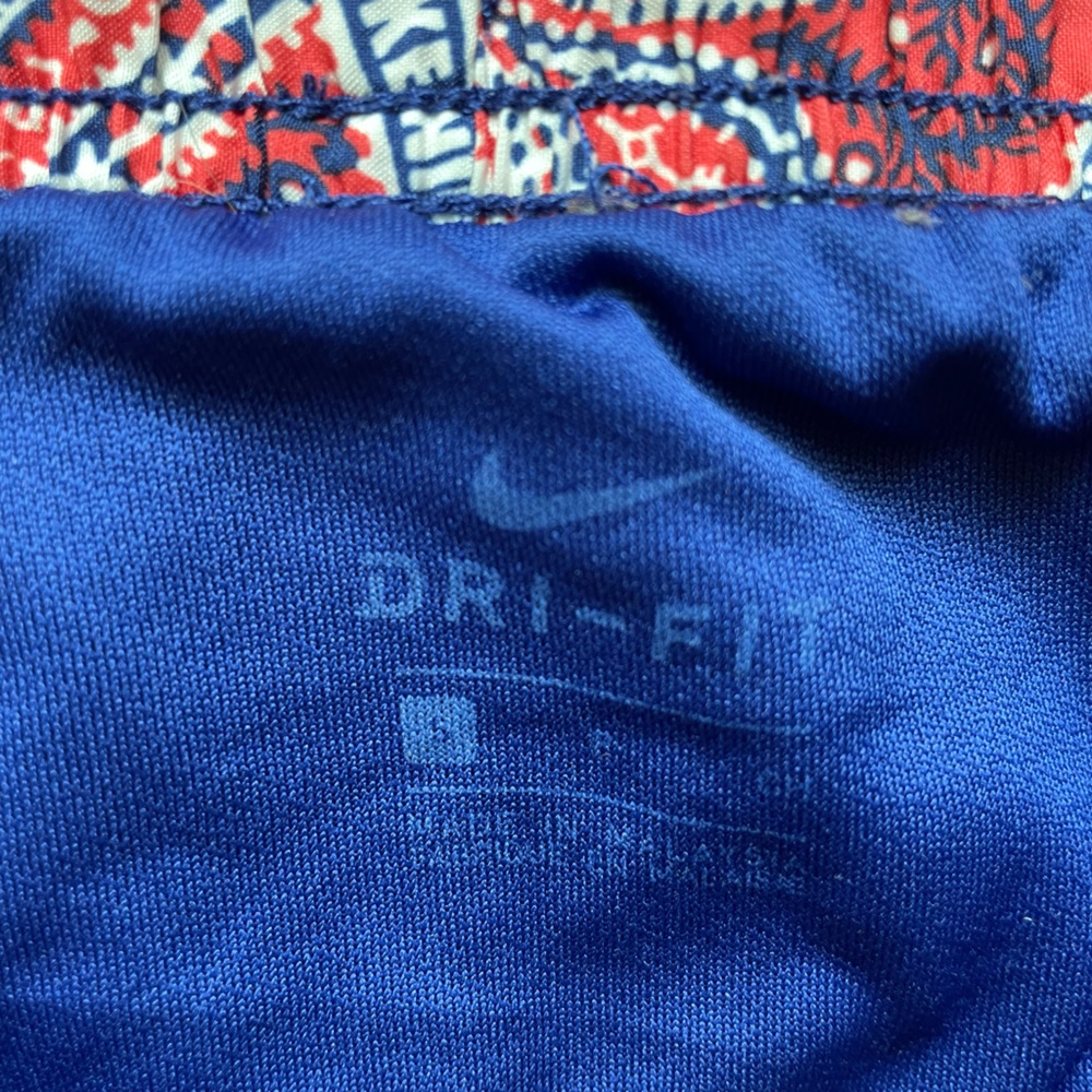 Nike red and blue paisley print tempo DriFit athletic drawstring shorts. Size S - Picture 4 of 6